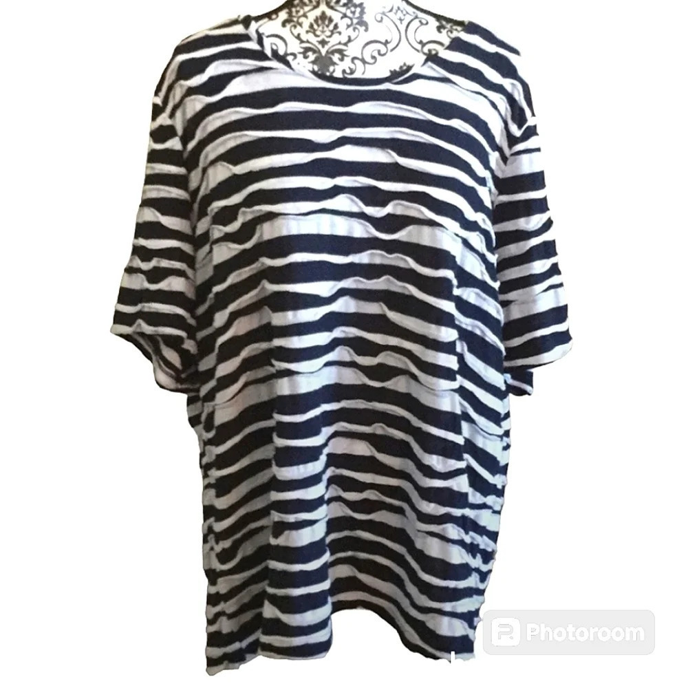 C J BANKS NAVY BLUE and WHITE stripe. Size 3 X